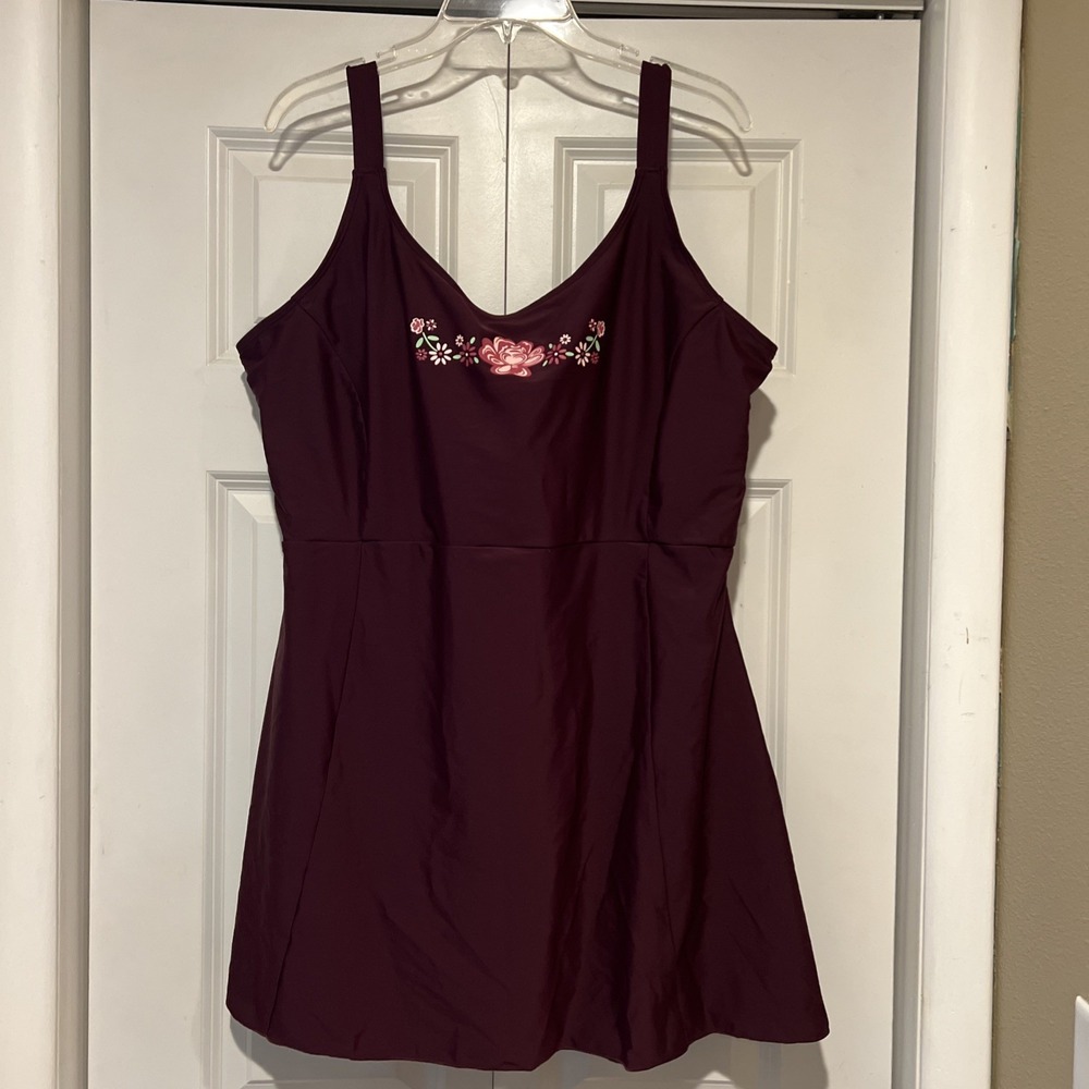 La Isla Dress Swimsuit‎ one piece  Woman's Plus 7X - Burgundy- Attached Brief